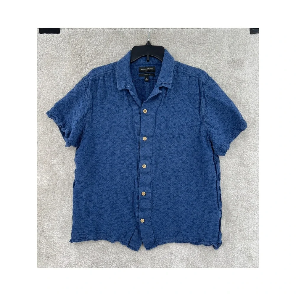 Banana Republic Coastal Linen Shirt Size L Blue Textured Short Sleeve Vacation